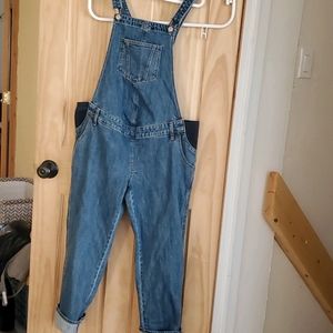 Maternity overalls